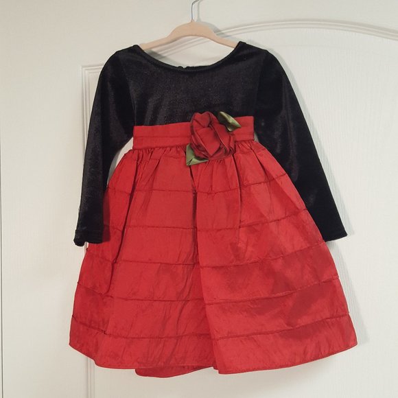What a Doll! Red Holiday Rose Dress Christmas - Picture 1 of 5